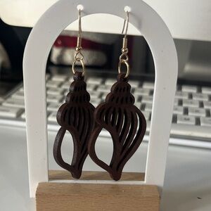Brown Wooden SeaShell Earrings Ocean Beach Vibes